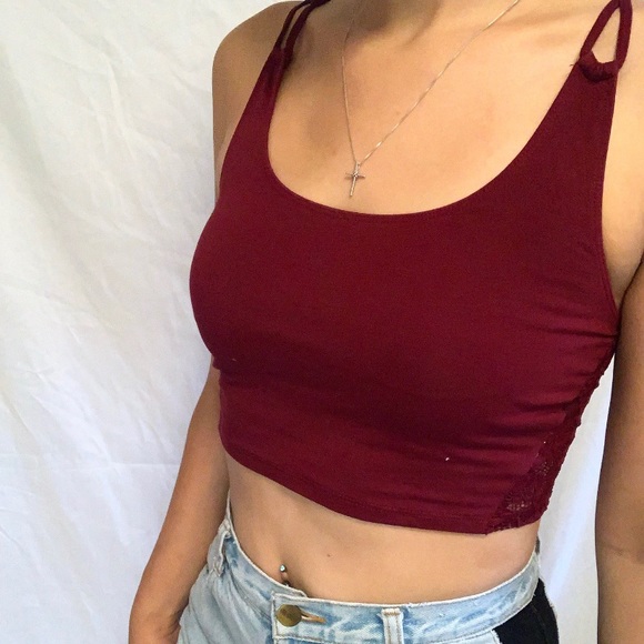 Garage Tops - ⭐️Garage | maroon lace crop top